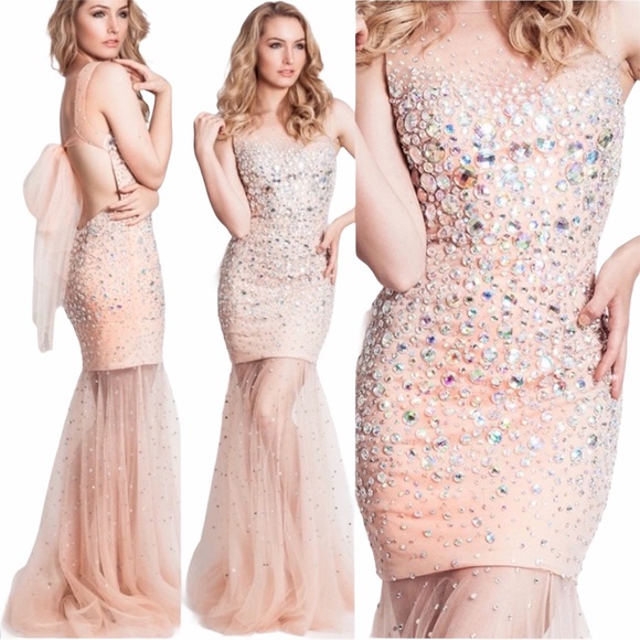 Jovani Dresses & Skirts - Jovani ♥︎ Backless Bow Bead Mermaid Gown ♥︎ Blush